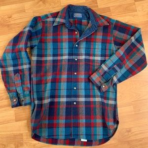Sold- Pendleton flannel medium red-blue-green
